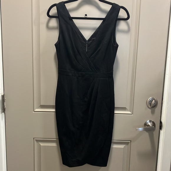 🦋Trina Turk Little black midi dress wrap deep V-Neck front and back pleat… - Picture 3 of 11